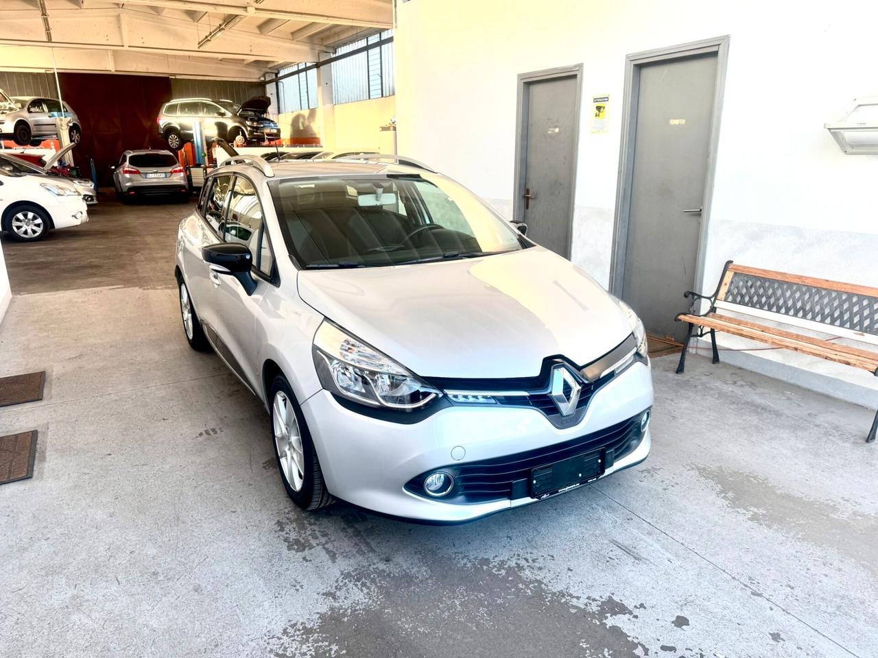 Renault Clio Sporter 1.2 75CV Live