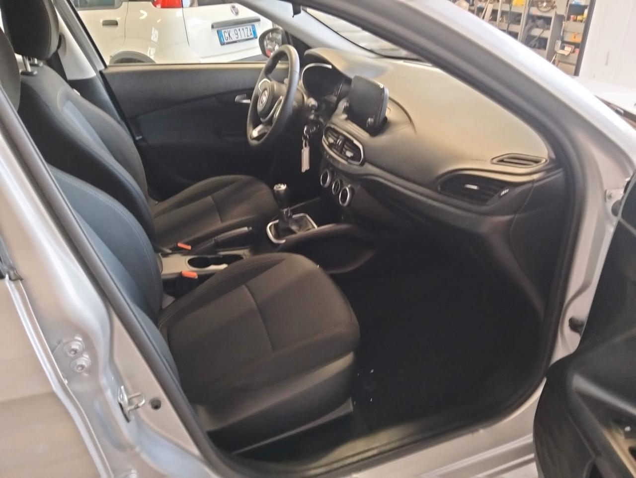 Fiat Tipo 1.0 5 porte