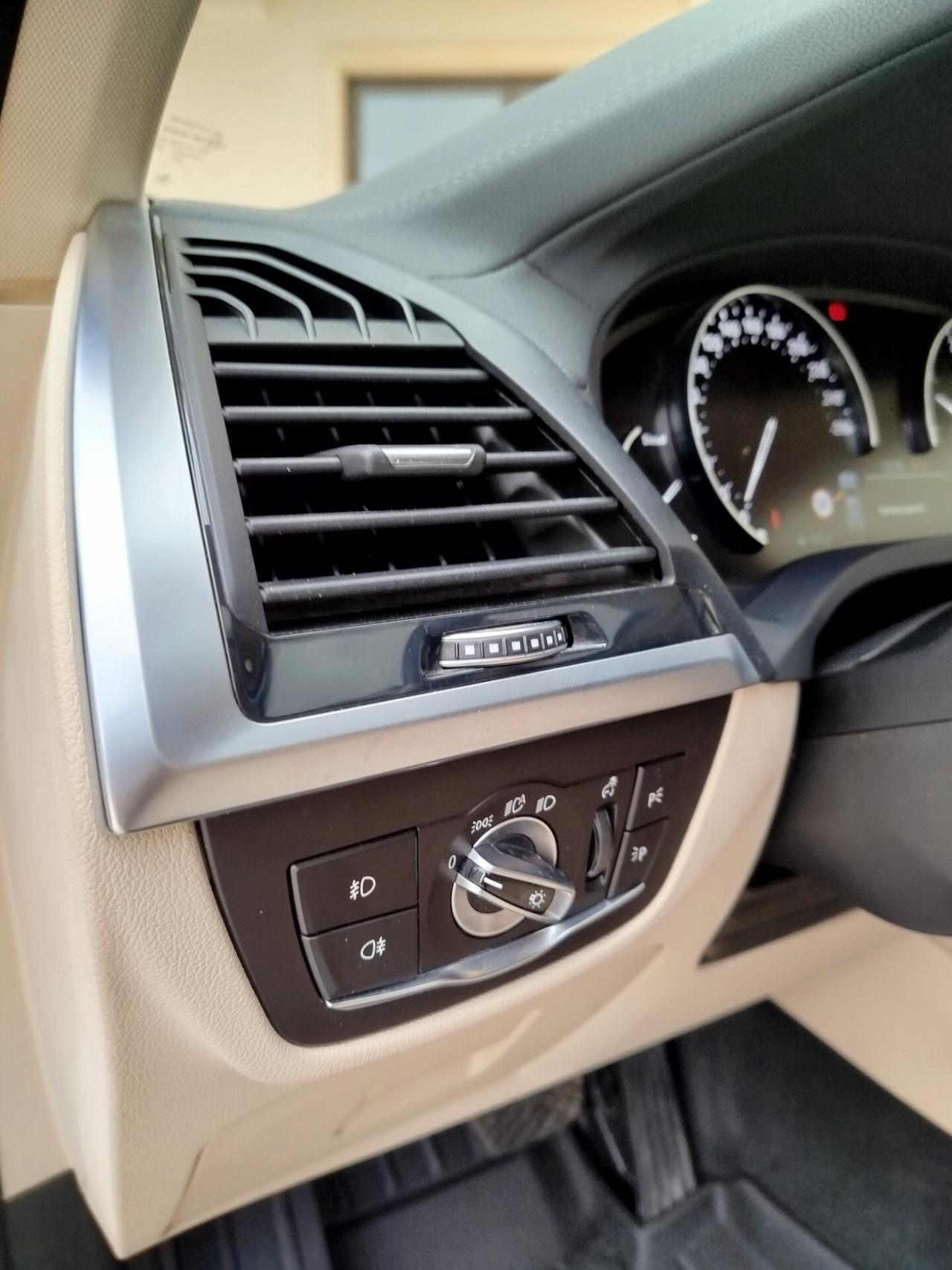 Bmw X3 xDrive20d Luxury 190cv