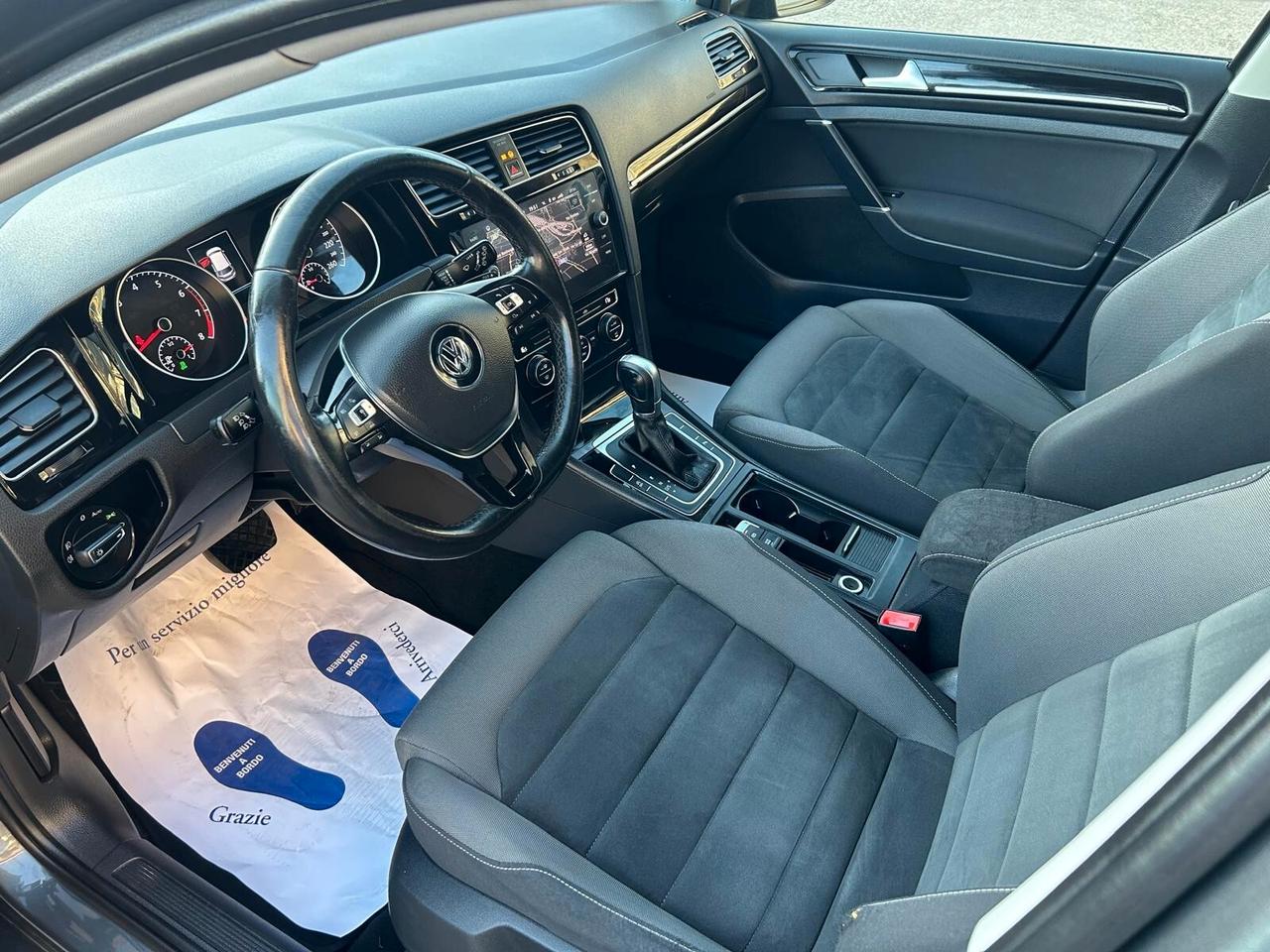 Volkswagen Golf 1.4 TGI DSG 5p. Executive BlueMotion INTERNO IN ALCANTARA