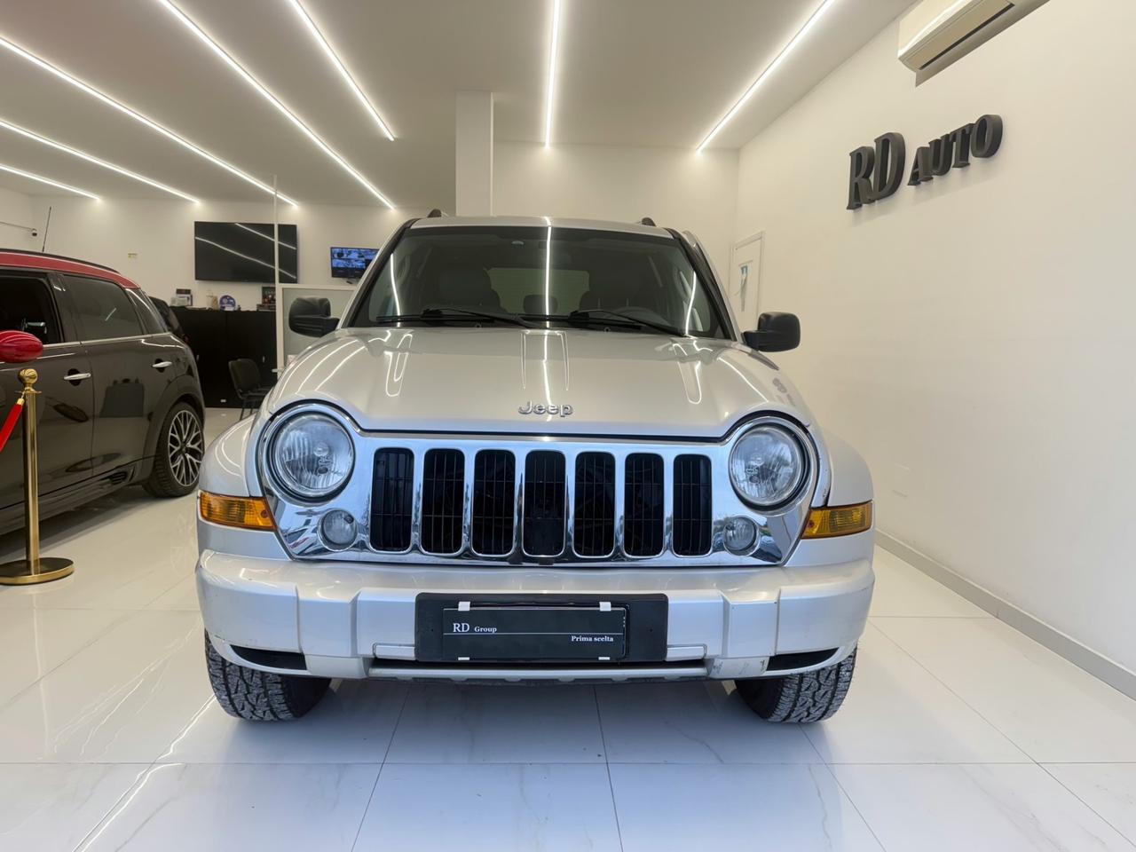 Jeep Cherokee 2.8 CRD Limited automatica
