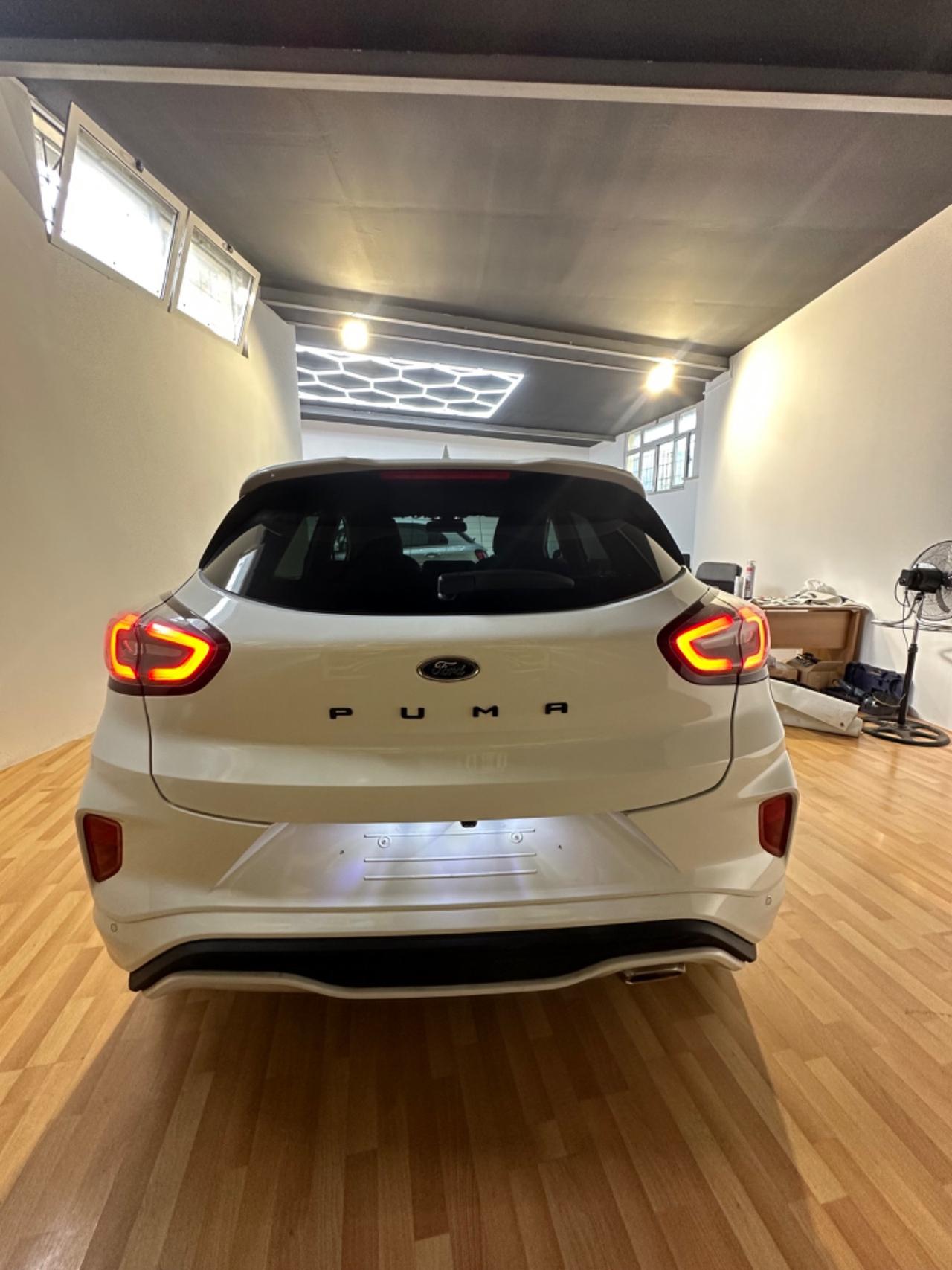 Ford Puma 1.0 EcoBoost Hybrid 125 CV S&S aut. ST-Line