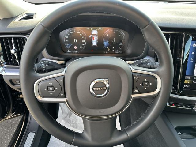 VOLVO V60 B4 (d) Geartronic Momentum Business