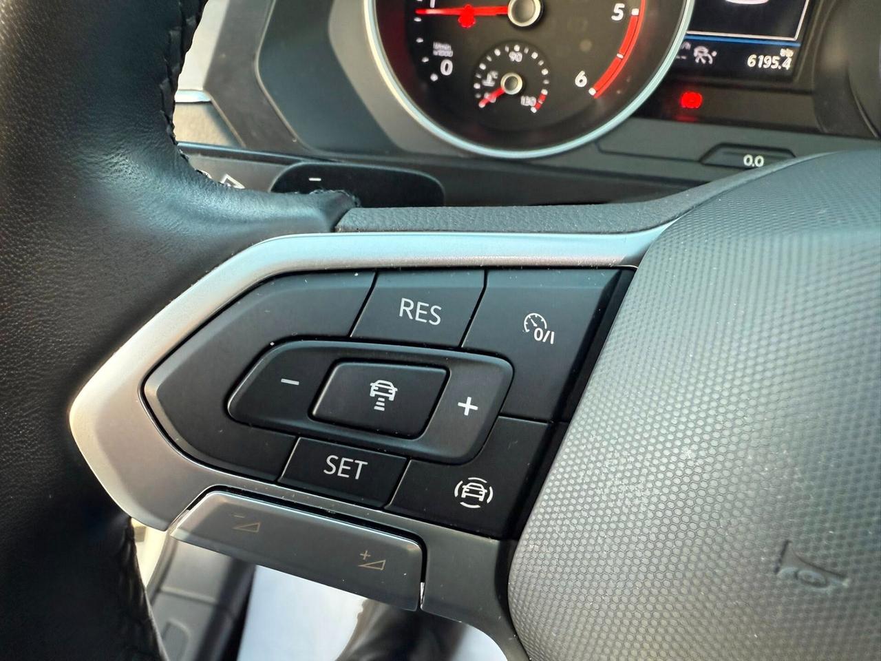 Volkswagen Tiguan 2.0 TDI 150 CV DSG RETRO-LED