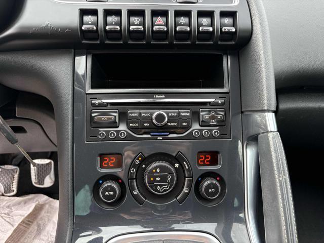 PEUGEOT 3008 2.0 HDi 150CV Tecno