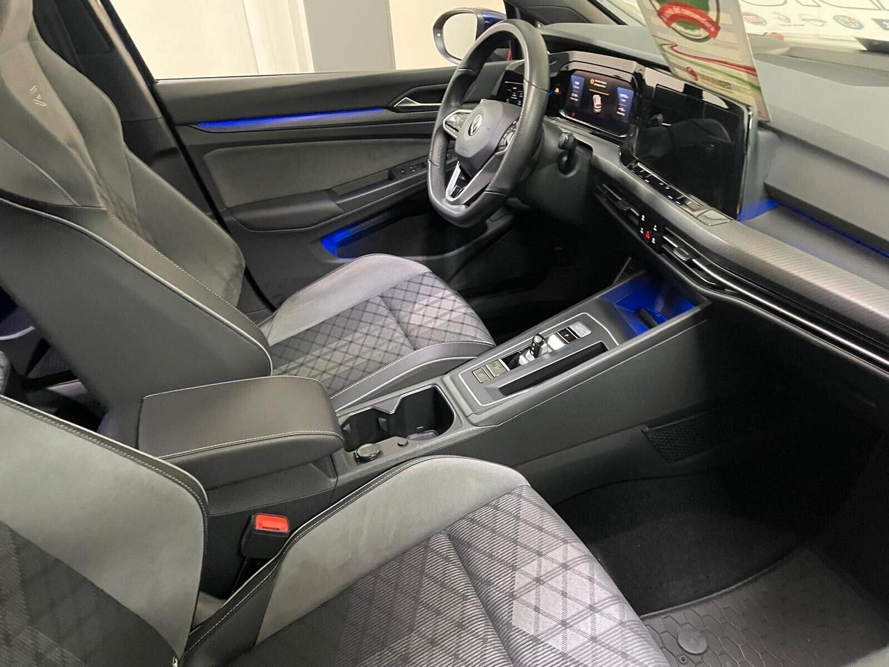 Volkswagen Golf 2.0 TDI 150 CV DSG SCR R-Line