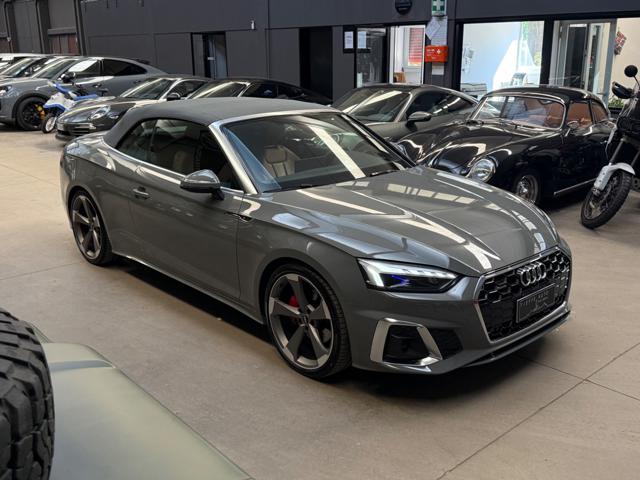 AUDI A5 Cabrio 40 TDI quattro S tronic S line edition