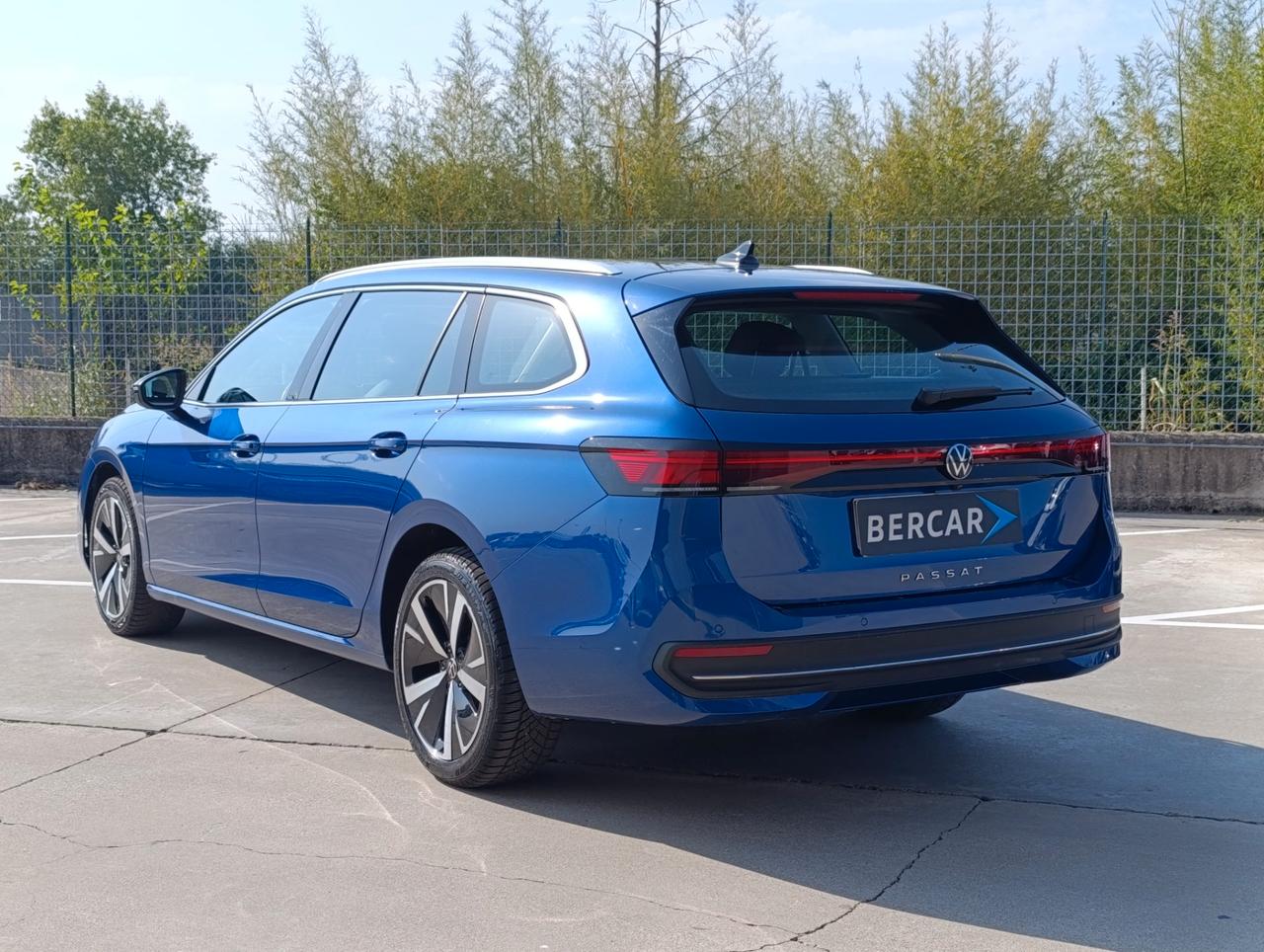 Volkswagen Passat 2.0 tdi scr R-Line 150cv dsg