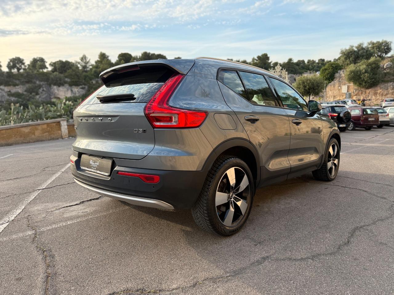 Volvo XC40 D4 AWD/2.0 150 CV/CERCHI 19"/TAGLIANDI VOLVO