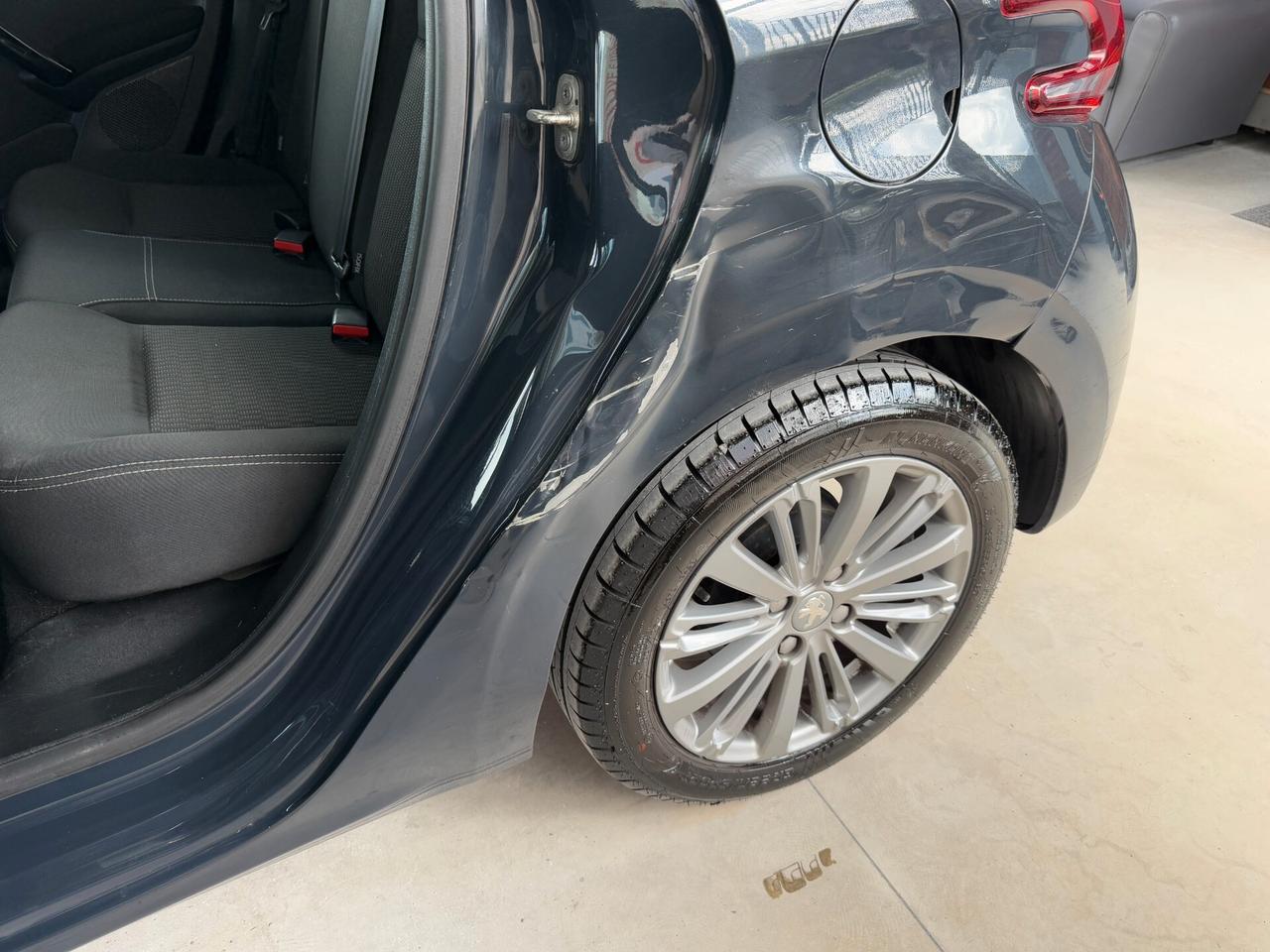 PEUGEOT 208 2016 1.2 BENZINA 82 CV 134.000 KM