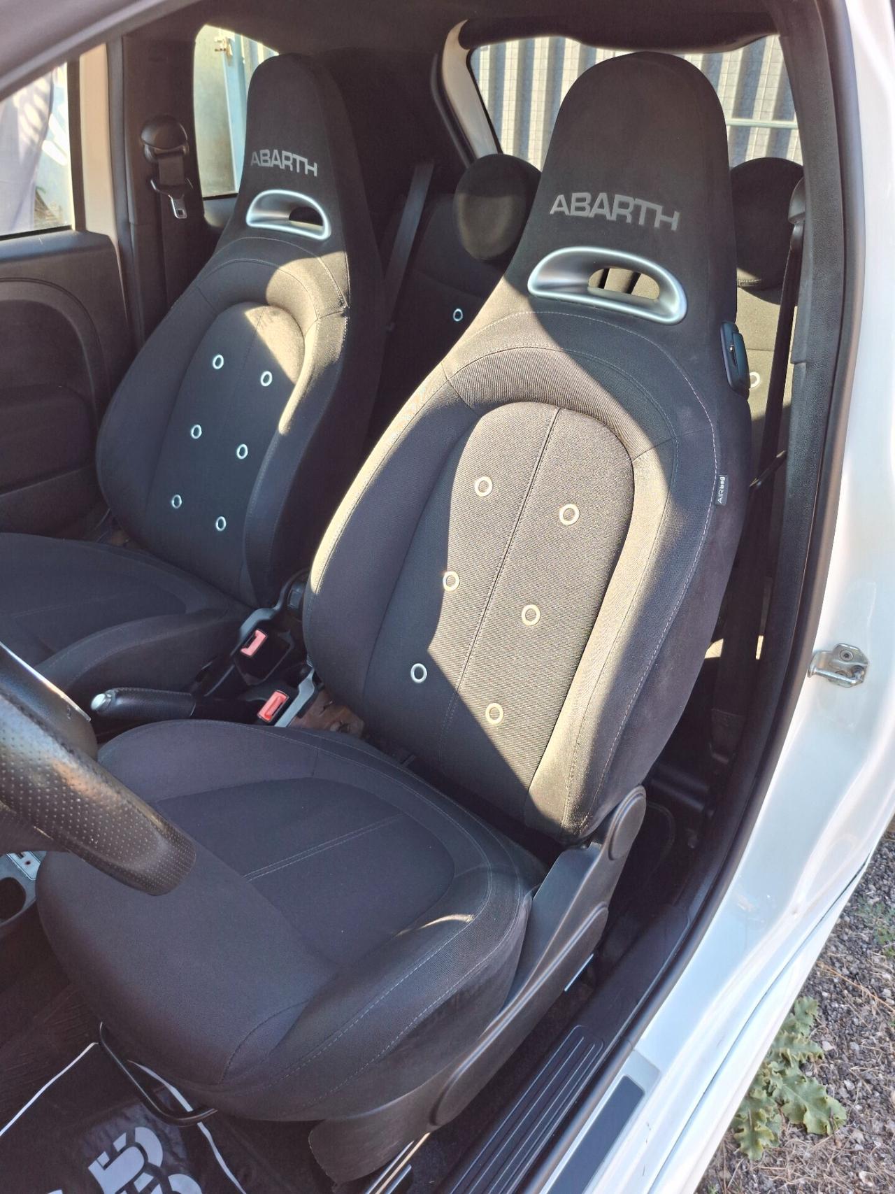 Abarth 595 1.4 Turbo T-Jet 145 CV