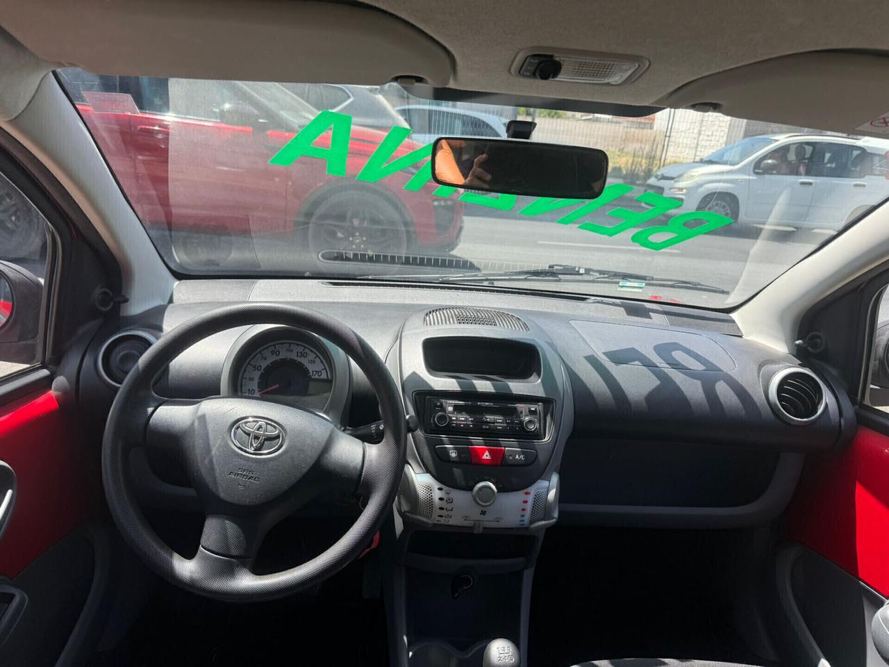 Toyota Aygo 1.0 12V VVT-i 5 porte