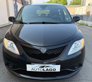 Lancia Ypsilon 1.2 69 CV 5 porte GPL Ecochic Black and Noir