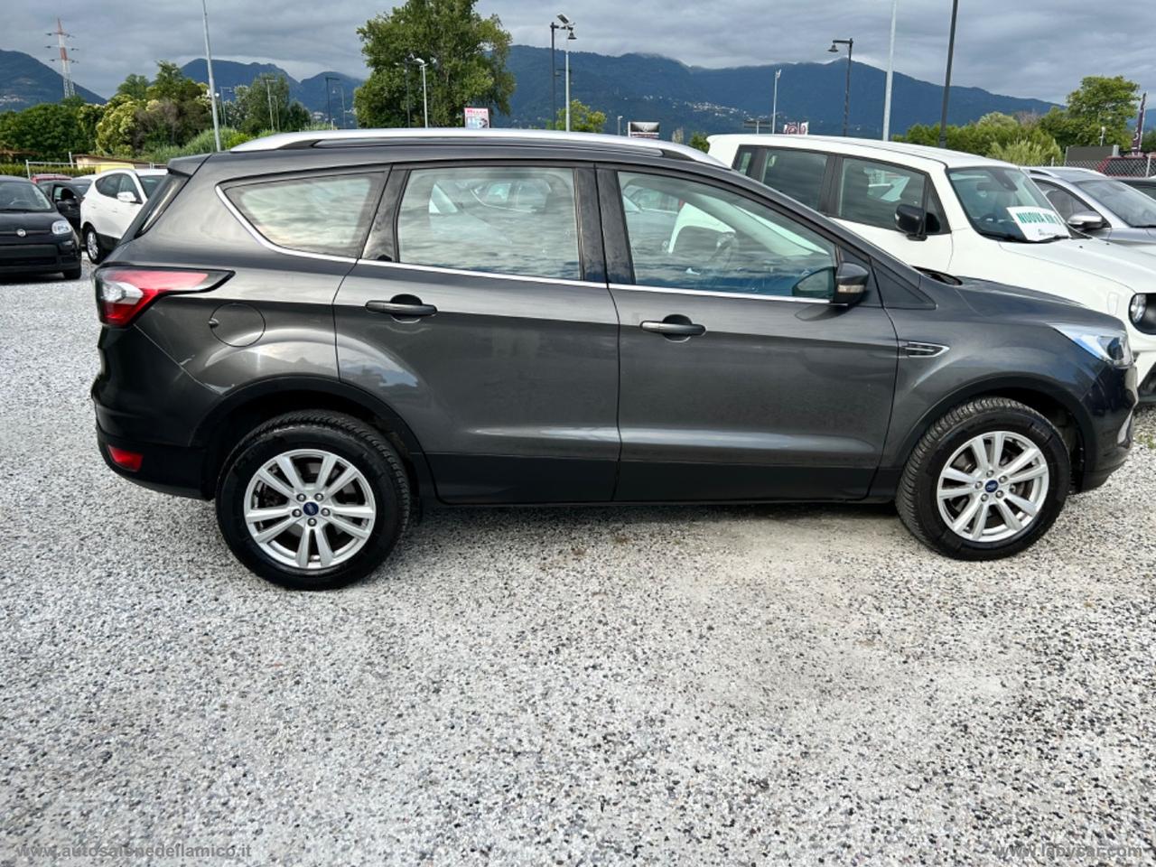 FORD Kuga 1.5 TDCI 120CV S&S 2WD ST-Line Bus.