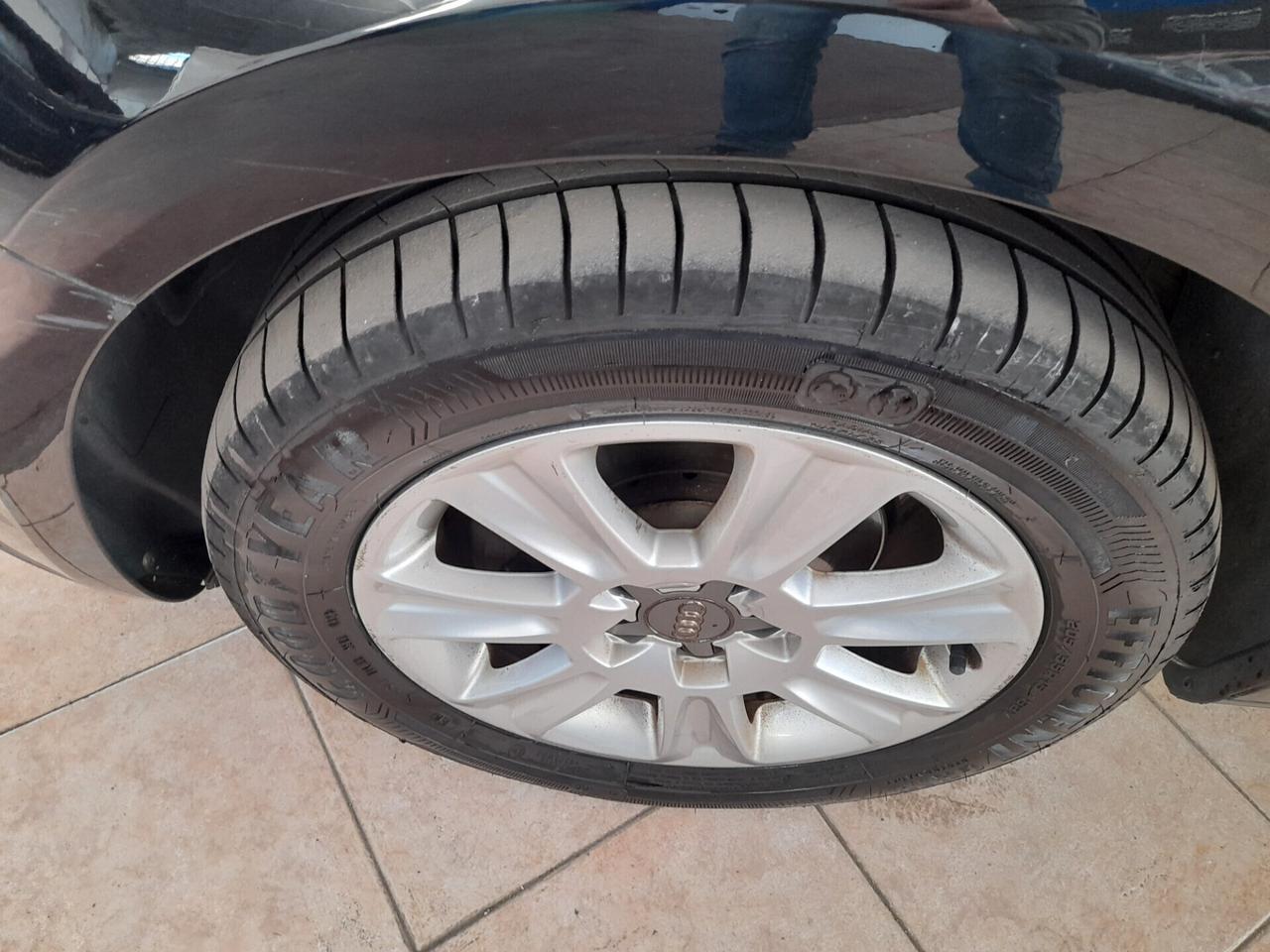 Audi A1 1.6 TDI S line edition plus