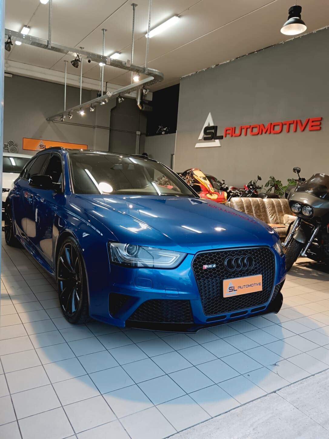 Audi A4 rs4 avant