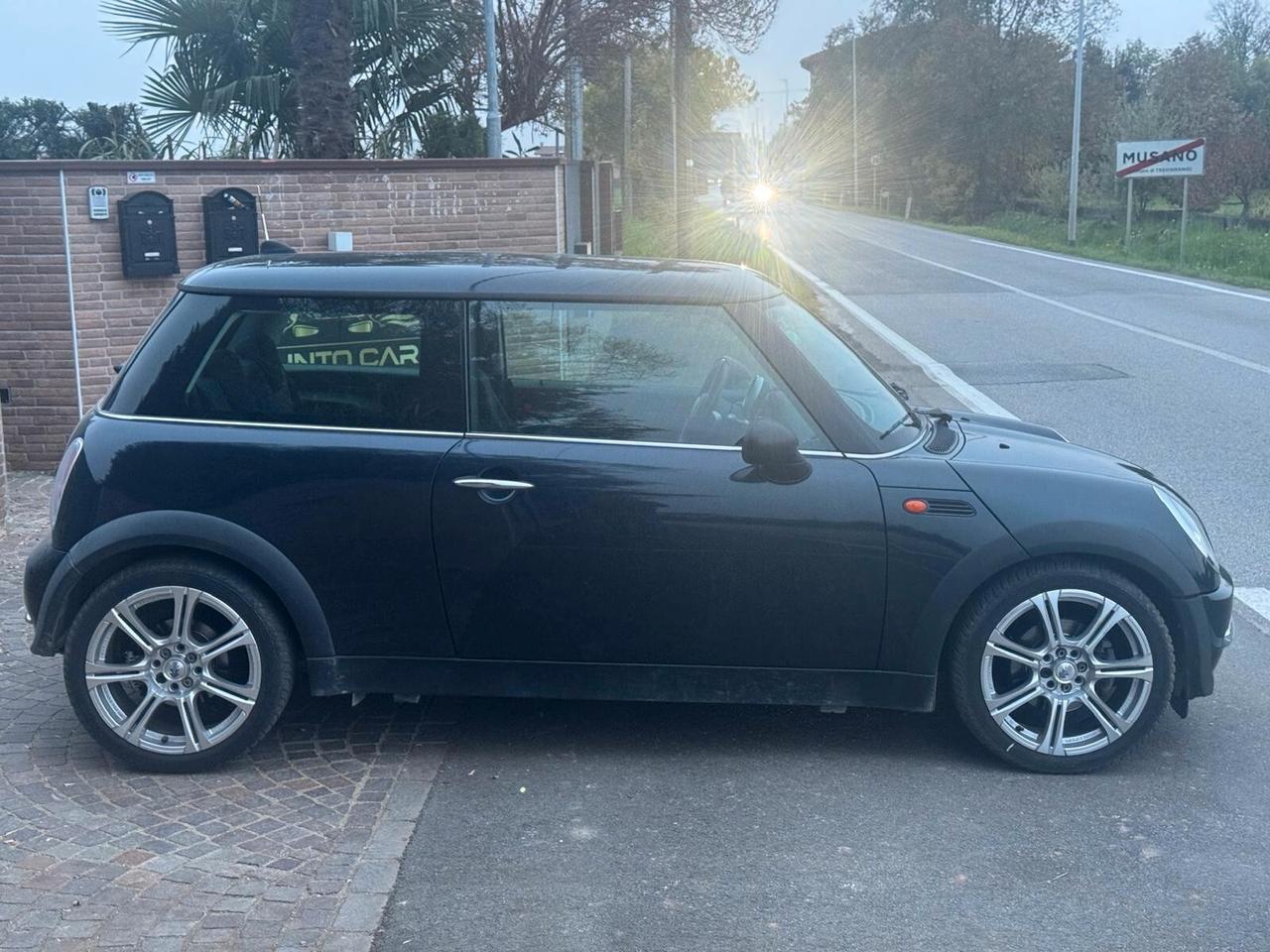 Mini 1.6 16V One de luxe