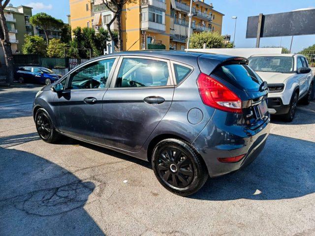 FORD Fiesta 1.4 TDCi 68CV 5 porte Titanium