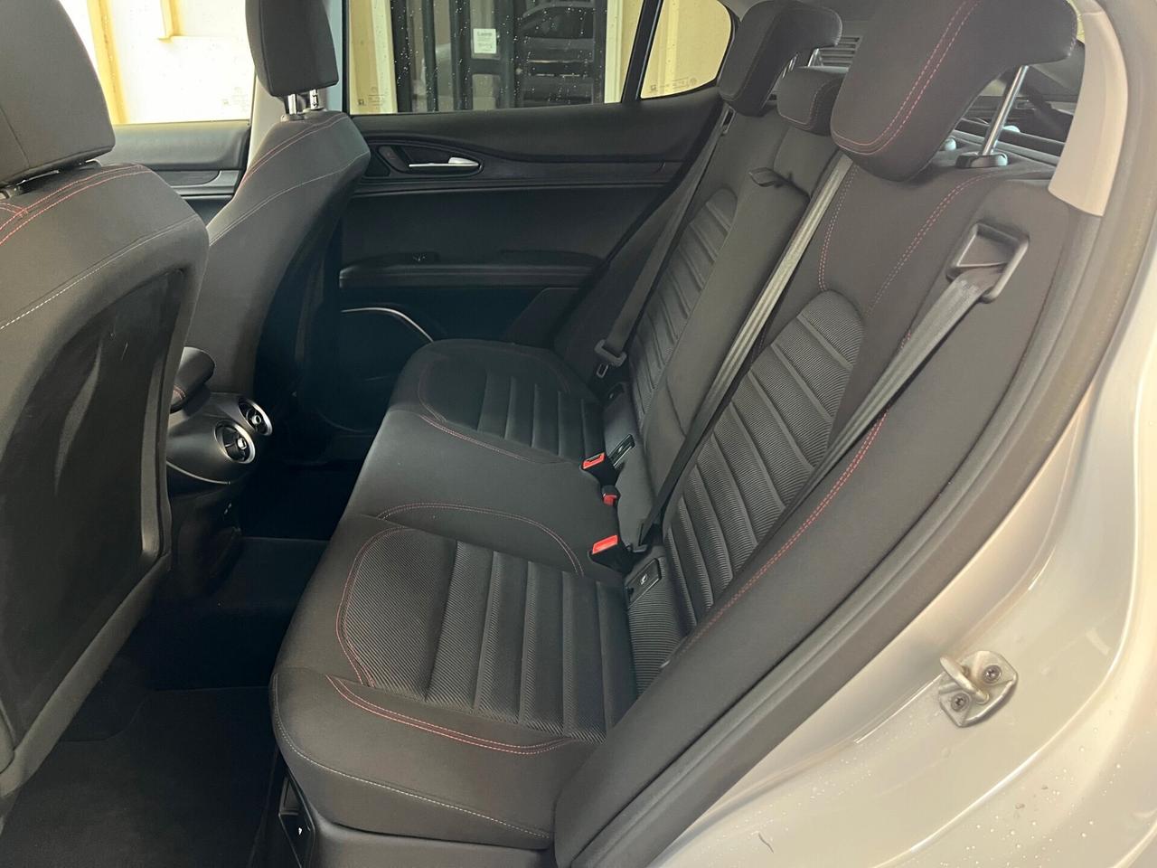 Alfa Romeo Stelvio 2.2 Turbodiesel 190 CV AT8 Q4 Business