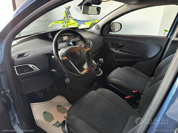 LANCIA Ypsilon 1.0 FireFly 5p. S&S Hybrid Oro