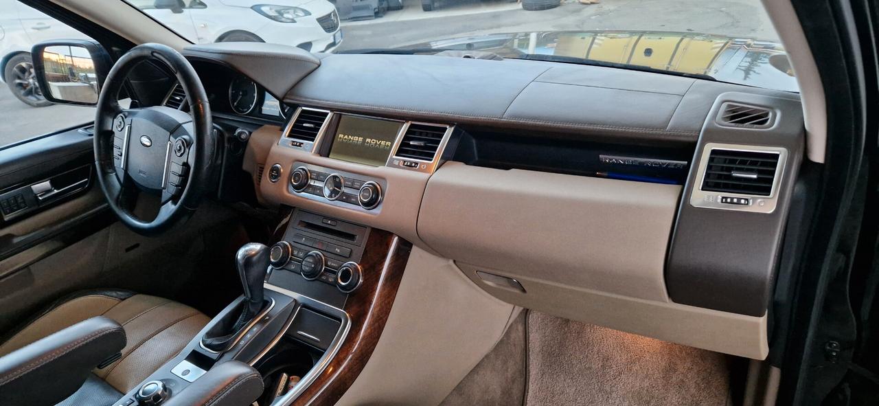 Land Rover R.R Sport 3.0 SDV6 Autobiography