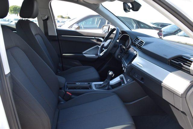 AUDI Q3 35 TDI S tronic Business