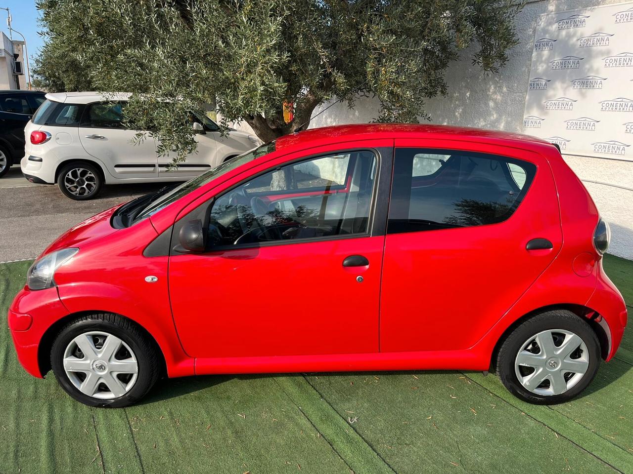 Toyota Aygo 1.0 12V VVT-i 5 porte Sol Connect