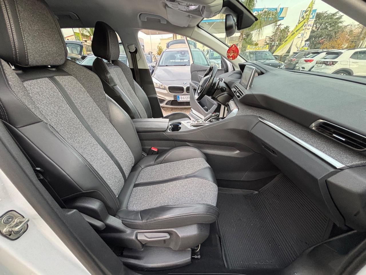 PEUGEOT 3008 1.6 120CV AUTOMTICA 80.000KM FULL