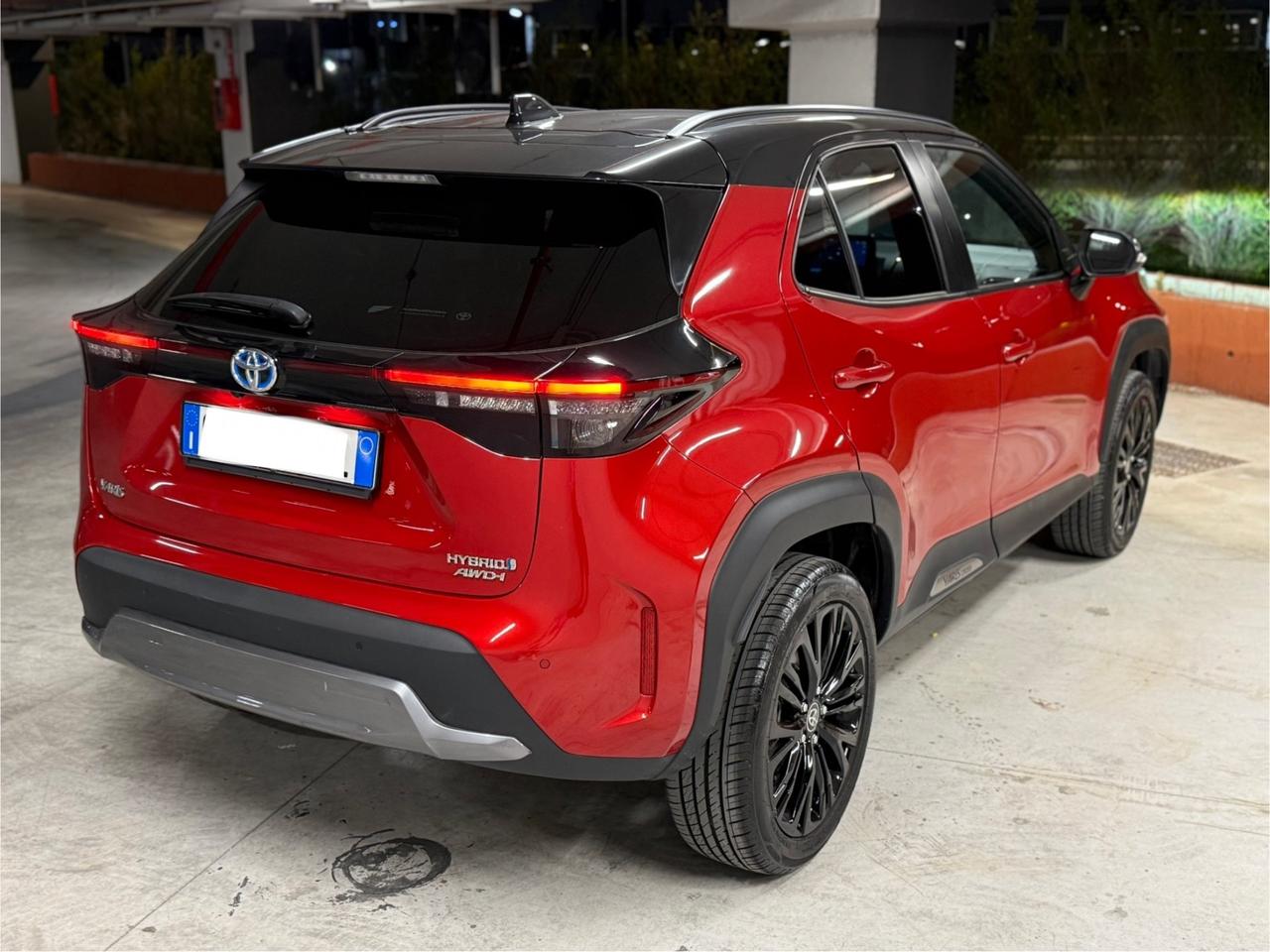 Toyota Yaris Cross 1.5 Hybrid 5p. E-CVT AWD-i Adventure