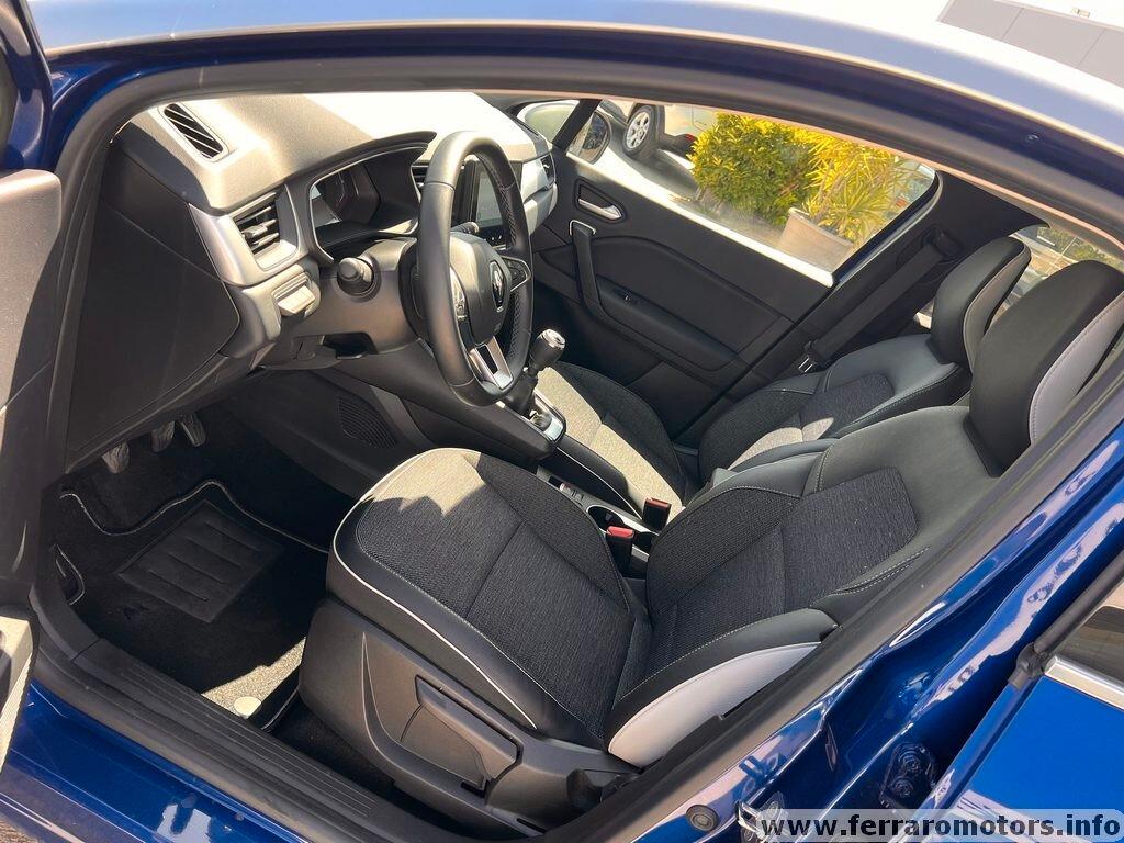 Renault Captur TCe 90 CV Techno solo 20.000km a 179 euro al mese