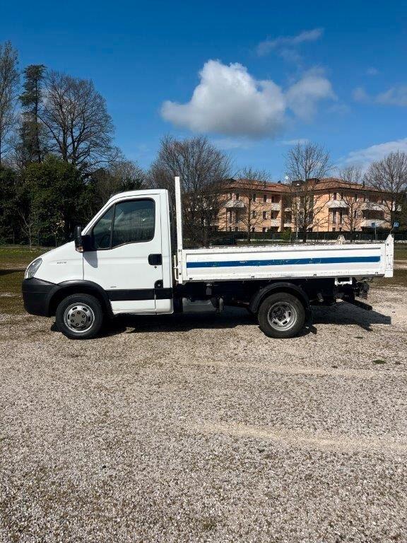 Iveco Daily 35C12 Ribaltabile Trilaterale