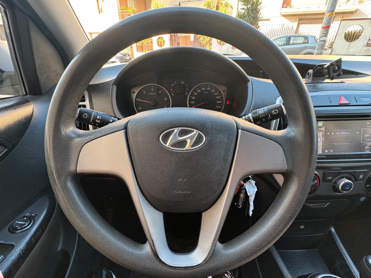 HYUNDAI I20 1.1 CRDI 75 CV. E5 SOUND EDITION PERFETTA
