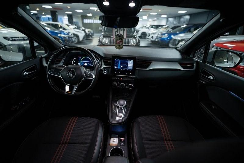 Renault Captur 1.6 E-Tech hybrid RS Line 145cv auto