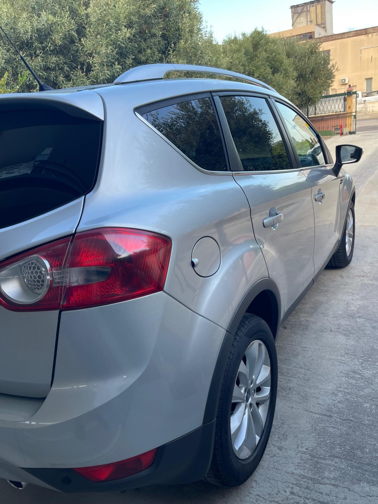 Ford Kuga 2.0 TDCi 163 CV 4WD Powersh.Titanium DPF