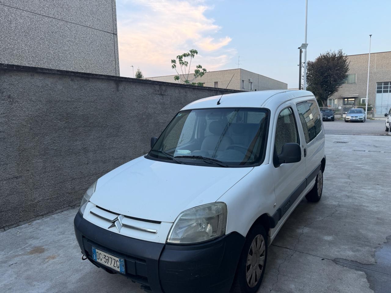Citroen Berlingo 1.6 HDi 90CV 4p. 20 Van Liv.B XTR Cit