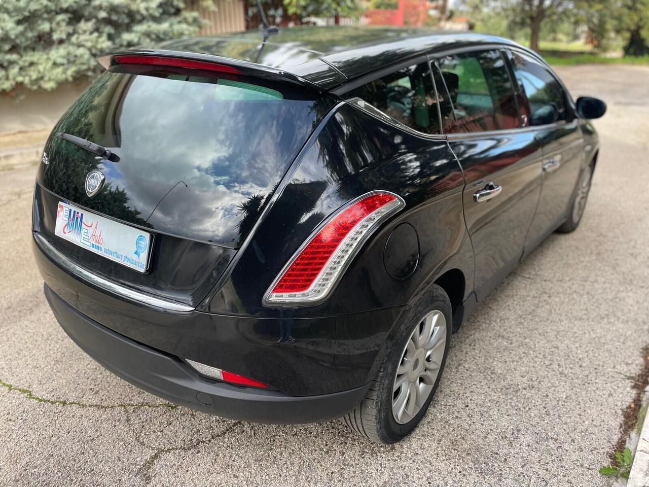 Lancia Delta 1.6 MJT DPF Argento