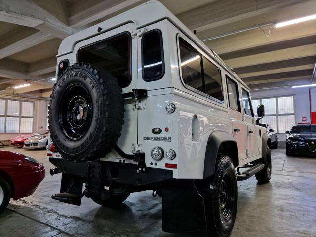 LAND ROVER Defender 110 2400 TD4 CV.122 AUTOVETTURA 7 POSTI