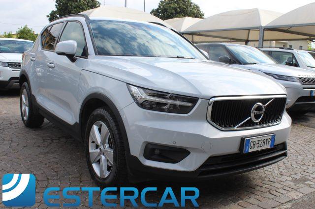VOLVO XC40 D3 Geartronic Momentum