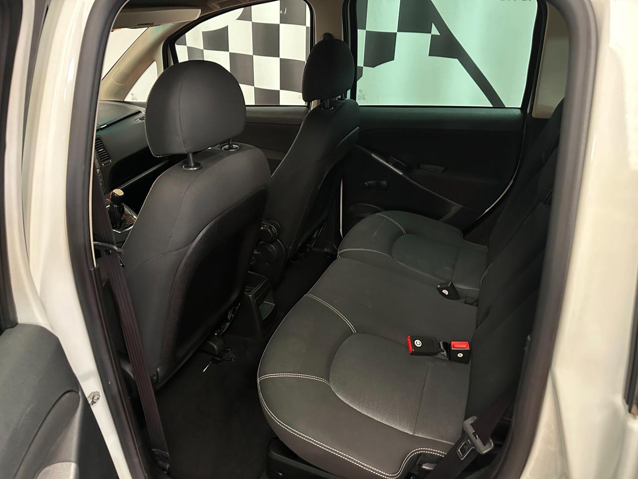 Lancia MUSA 1.3 Mjt 95 CV Diva 2012