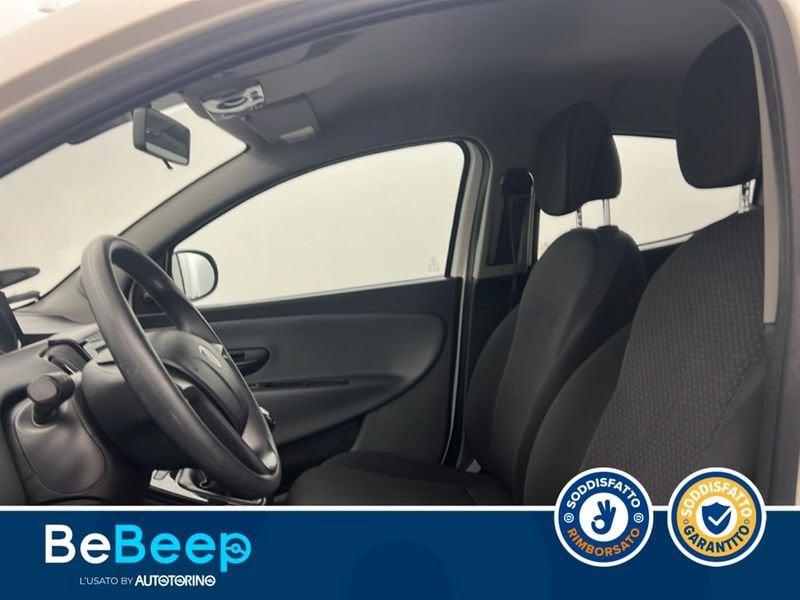 Lancia Ypsilon 1.2 GOLD 69CV MY16