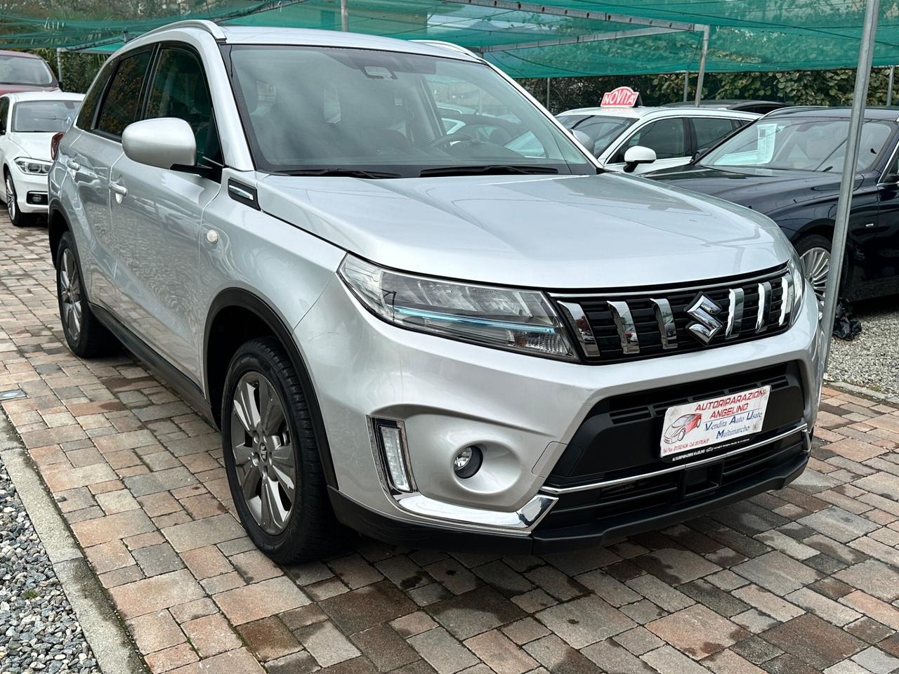 Suzuki Vitara 1.4 Hybrid Top
