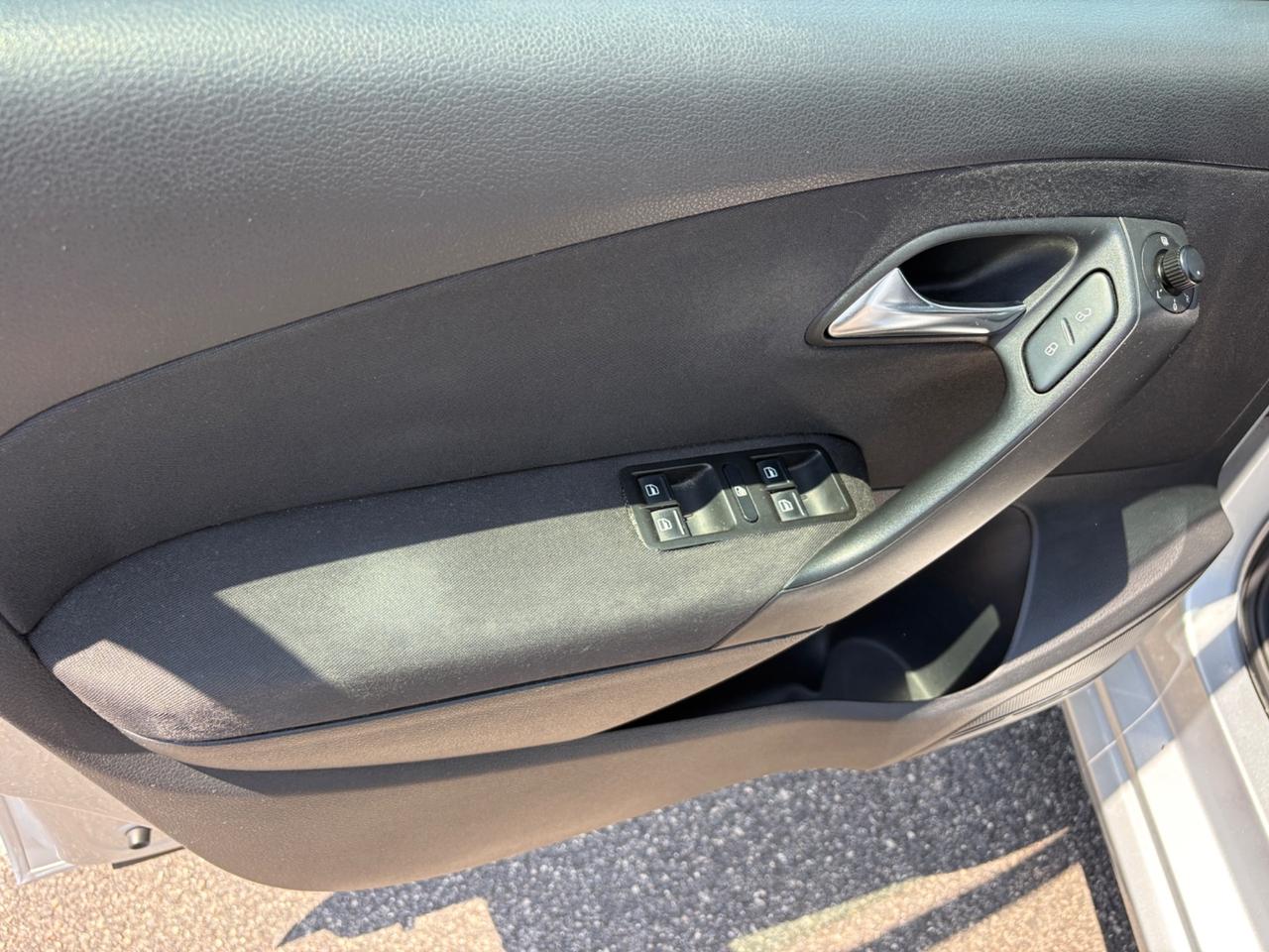 Volkswagen Polo 1.6 TDI 75CV” Highline”2010