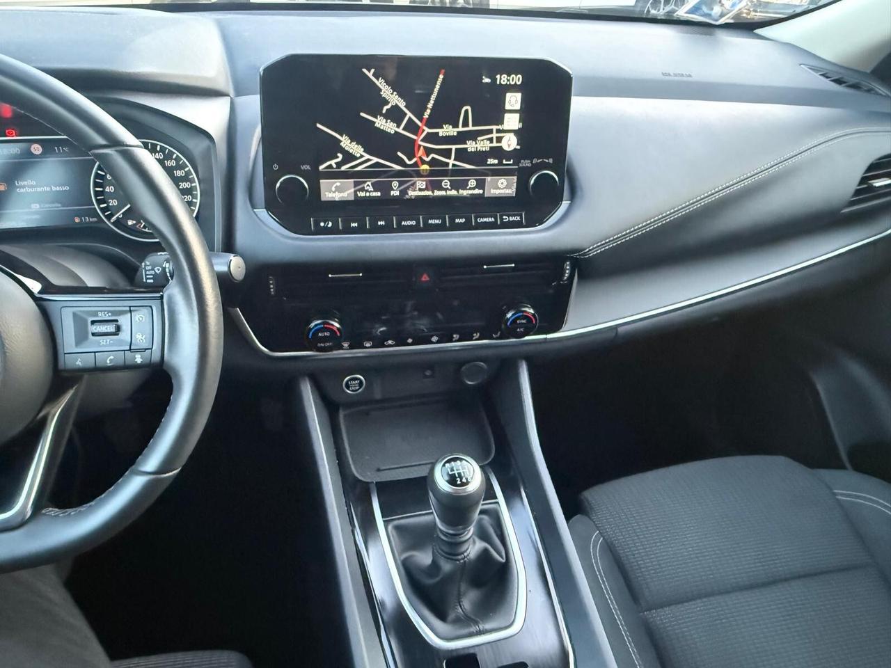 Nissan Qashqai MHEV 140 CV Business