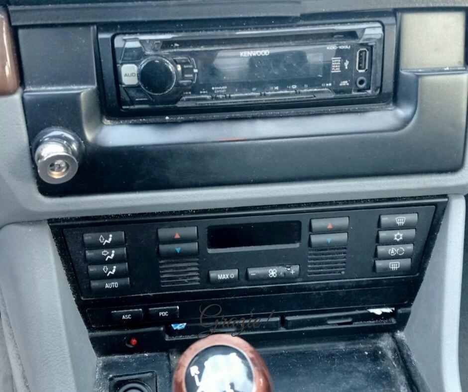 BMW 530 d 24V Pelle/Clima bi-zona/Sensori parcheggio