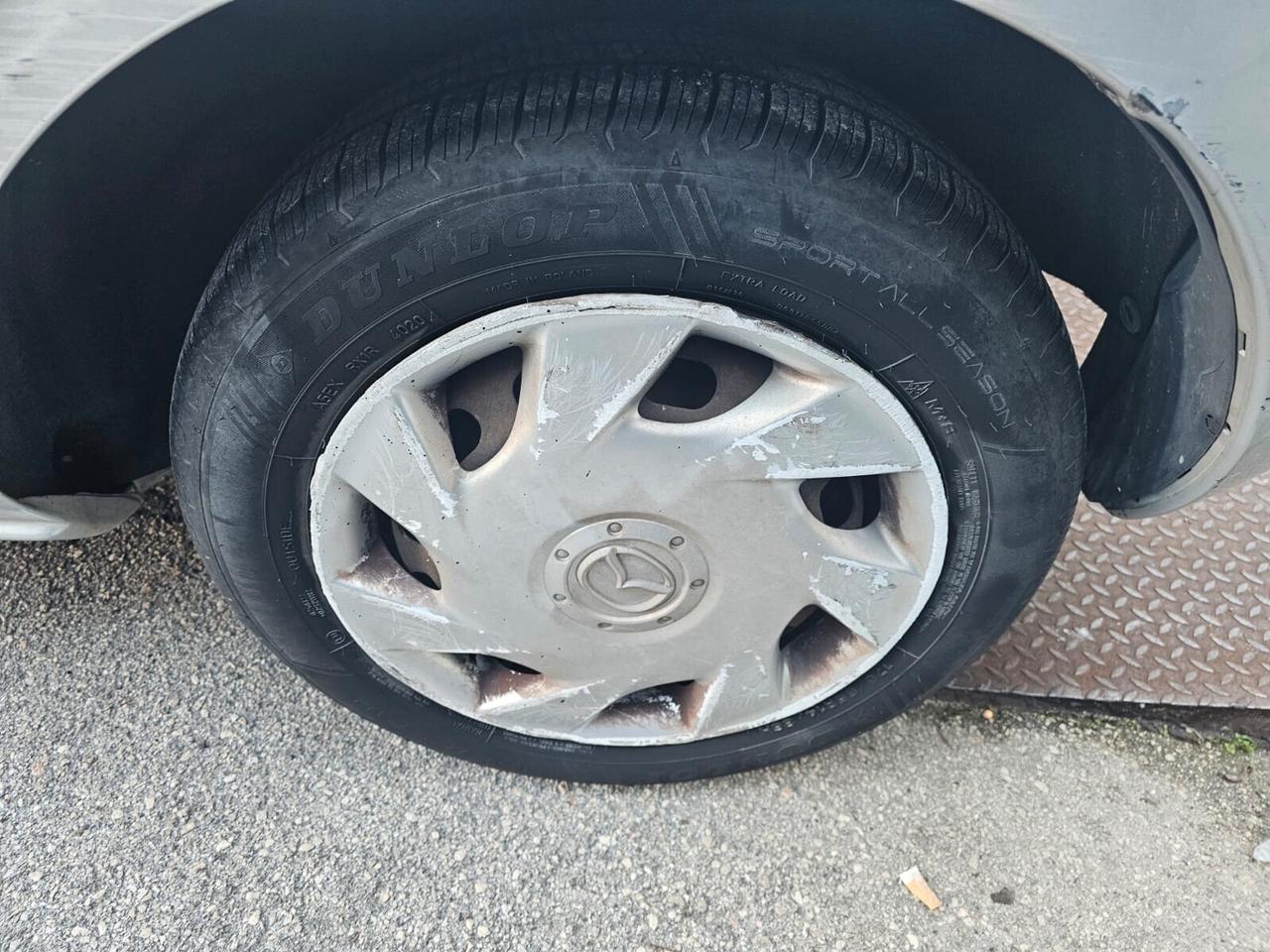 MAZDA 2 BERLINA 1.4 DIESEL 68CV - ANCHE PER NEOPATENTATI