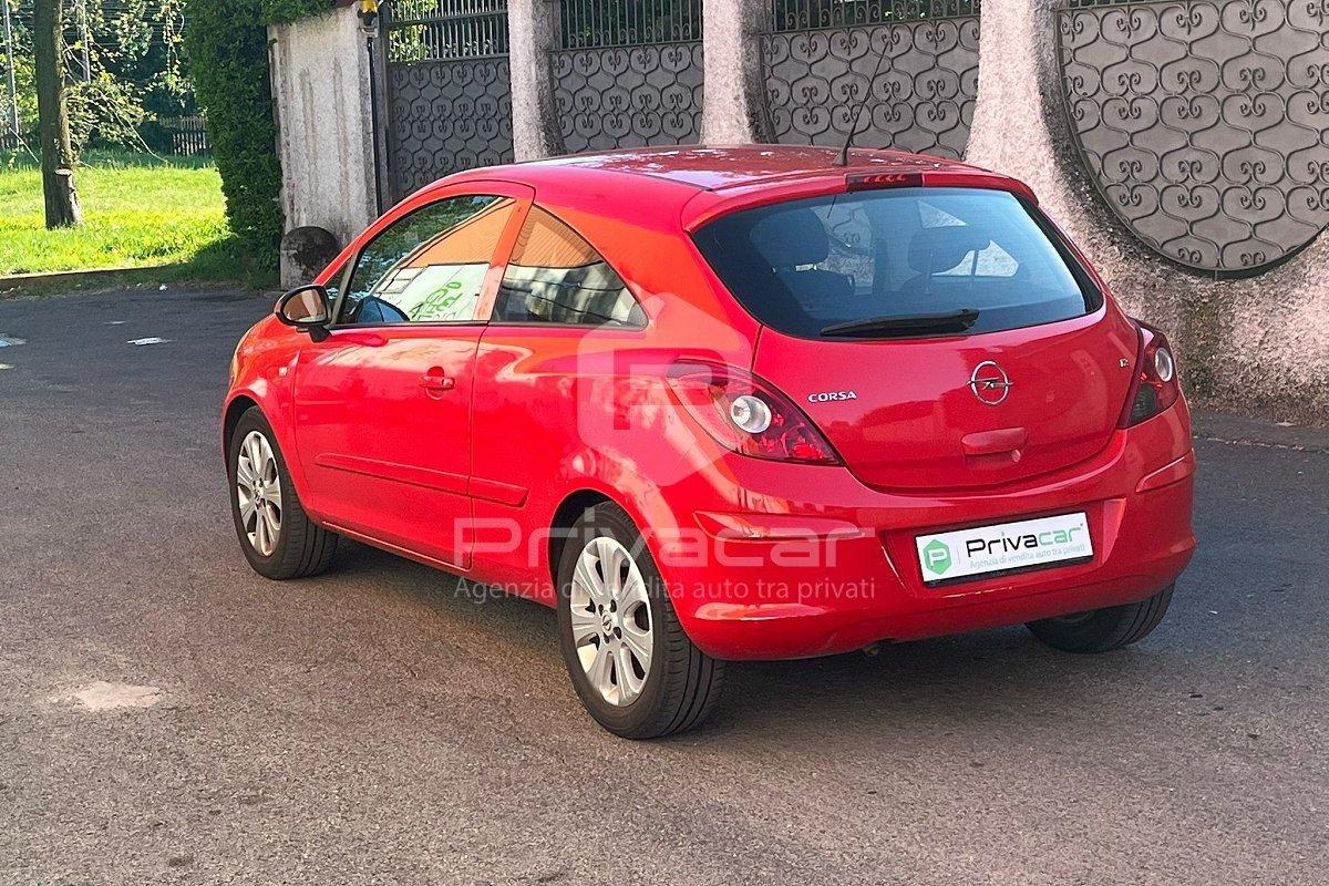 OPEL Corsa 1.2 3 porte Club