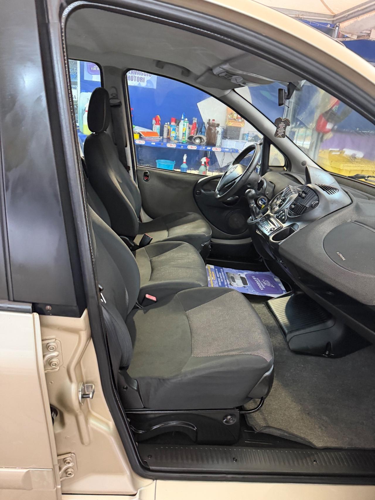 Fiat Multipla 1.6 16V Natural Power Dynamic