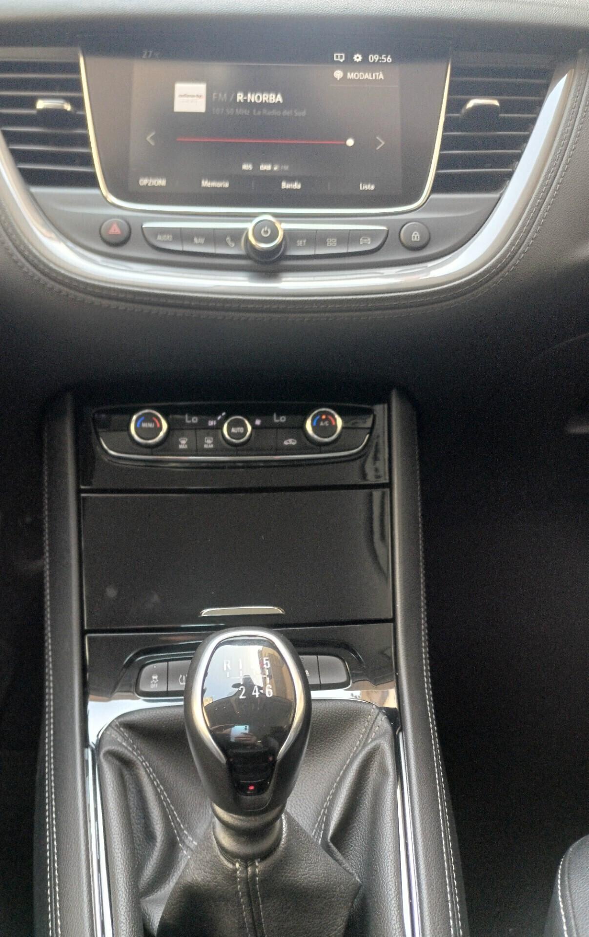 OPEL GRANDLAND X 1.5 DIESEL 130cv BUSINESS EDITION