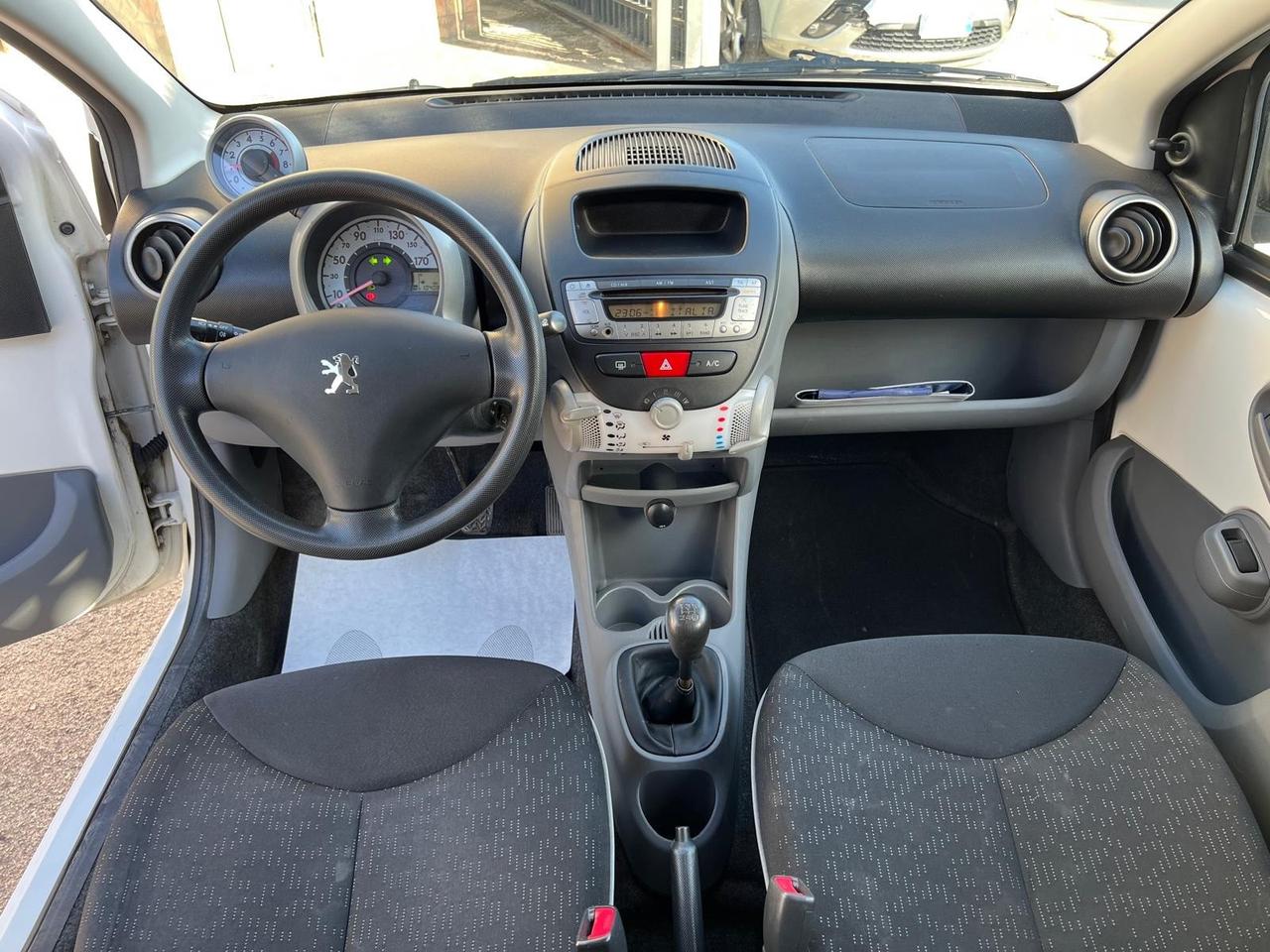 Peugeot 107 1.0 68CV 5p. Access Clima
