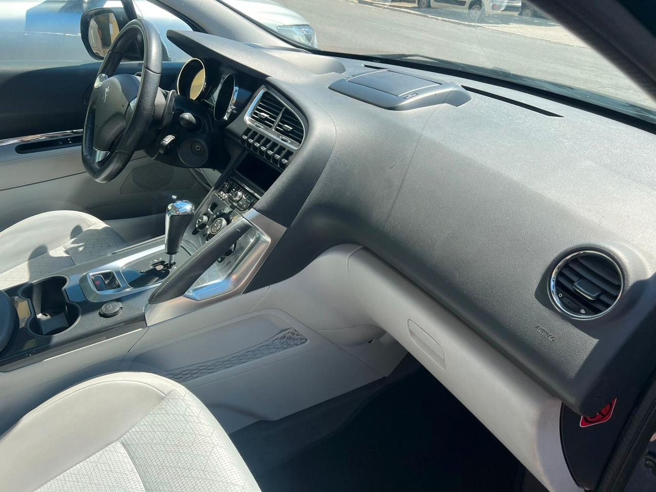 Peugeot 3008 2.0 HDi 150CV Business